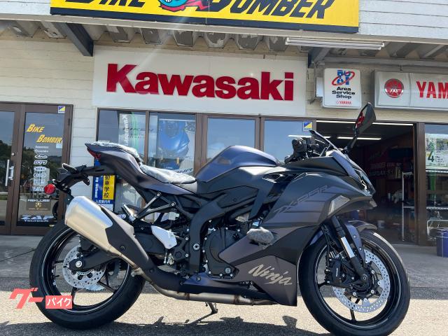 ジュニアスポーツバイク 美品　引き取り限定 カワサキ Ninja ZX－25R SE TRICKSTAR