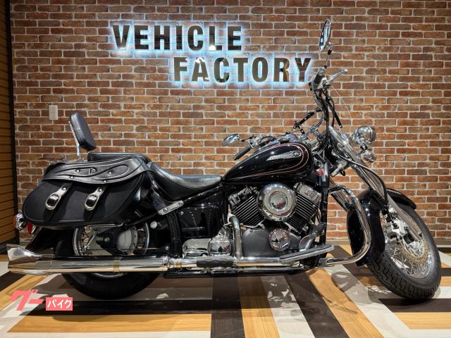 ドラッグスター４００クラシック　エンジンガード・シーシーバー・新品サイドバッグ・カスタムヘッドライト・フィッシュテールマフラー等