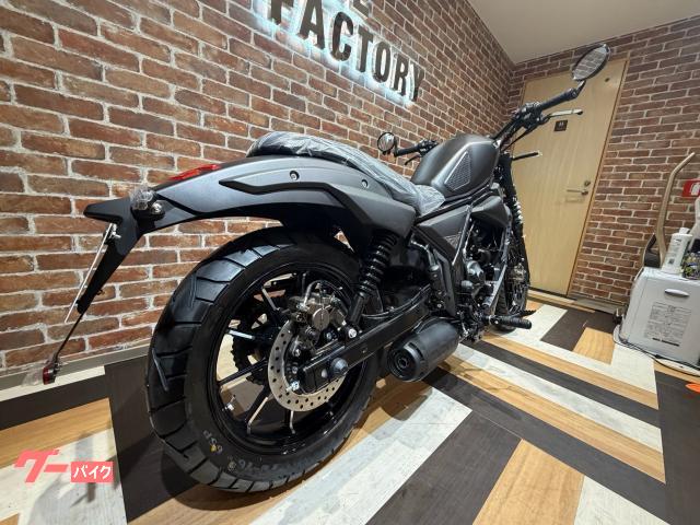 ZONTES ZT150－C2 typeA＆typeC充電ポート