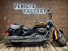 スズキ　イントルーダークラシック　オリジナルペイント・エンジンガード・新品サイドバッグ・車検付