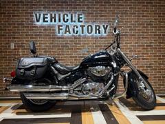 スズキ　イントルーダークラシック４００ヘイリテイジクラシックバージョン　新品エンジンガード・新品スクリーン・新品サイドバッグ・シーシーバー