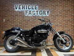 ホンダ　Ｖ−ＴＷＩＮ　ＭＡＧＮＡ　ファイナルモデル・シガー電源・カスタムステップ