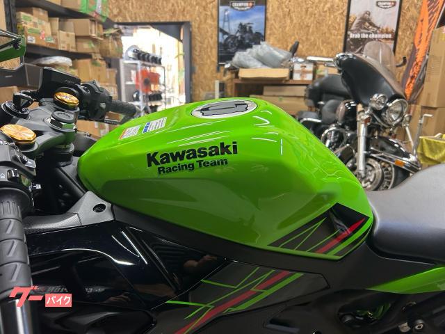 カワサキ Ninja ZX-4RR|CHAMPION76 カワサキ Ninja ZX-4RR|CHAMPION76