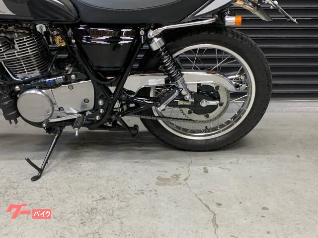 SR400ファイナルエディション 純正フェンダー Yahoo!オークション - SR400 純正フェンダー加工ショート