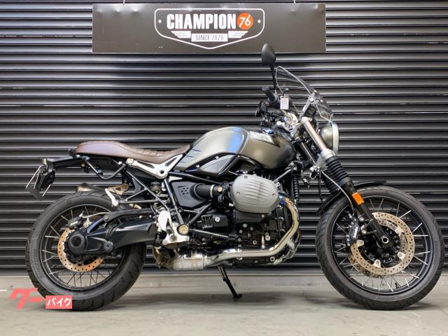ＲｎｉｎｅＴ　スクランブラー　Ｋ＆Ｈ製シート　純正アクラポビッチ製マフラー　ＥＴＣ２．０車載器　スマホホルダー　グリップヒーター等
