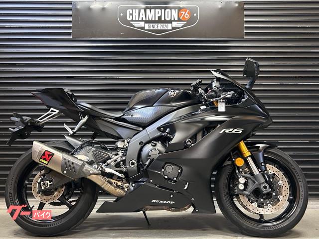 ＹＺＦ−Ｒ６　アクラポビッチ製サイレンサー　カーボンタンクカバー　レバーガード　ＢａｂｙＦａｃｅスライダー　ＵＳＢ　ＥＴＣ　赤キー