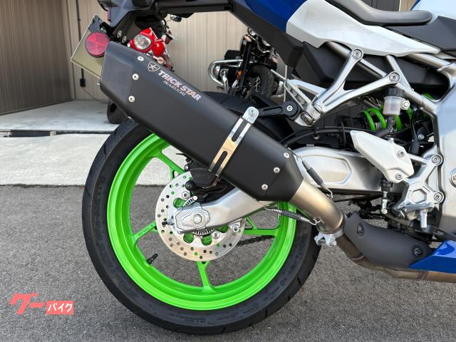 カワサキ Ninja ZX－4RR 40周年モデル トリックスター