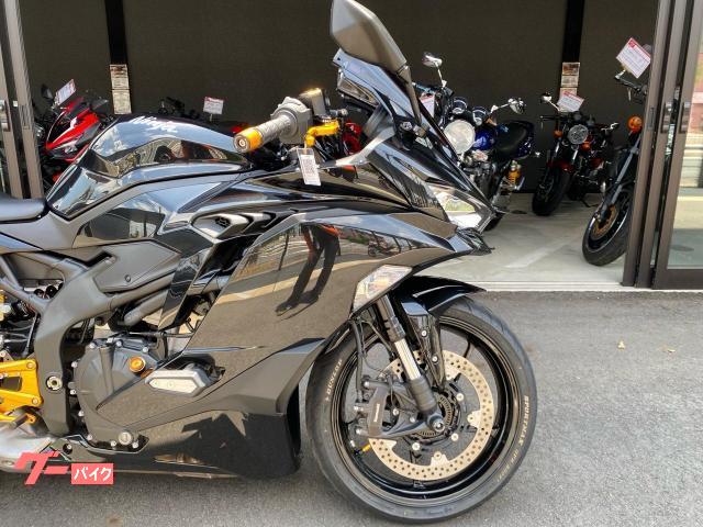 カワサキ Ninja ZX－25R BabyFace製カスタムパーツ