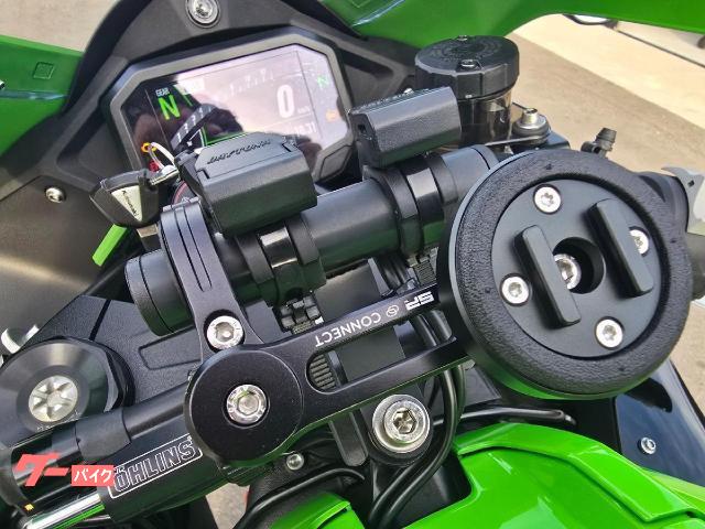 カワサキ Ninja ZX－10R SPコネクトスマホホルダー USB
