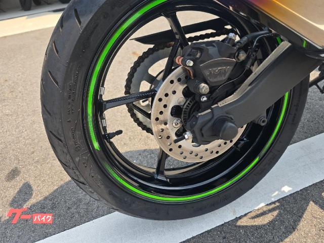 カワサキ Ninja ZX－25R SE トリックスターマフラー