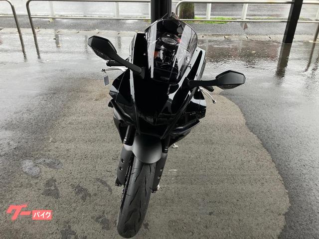 ヤマハ YZF－R1 アクラポビッチマフラー カーボンパーツ多数