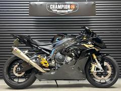 ＢＭＷ　Ｓ１０００ＲＲ　アクラポビッチ製マフラー　ＢａｂｙＦａｃｅ製バックステップ＆スライダー　ウイングレット　社外レバー　ＥＴＣ車載器付