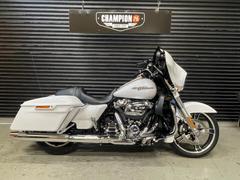 ＨＡＲＬＥＹ−ＤＡＶＩＤＳＯＮ　ＦＬＨＸＳ　ストリートグライドスペシャル　ロアフェアリング　パニアガード　ＥＴＣ