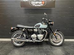 ＴＲＩＵＭＰＨ　ボンネビルＴ１２０　クロムエディション／クロムメリデンブルー　左側パニアレール
