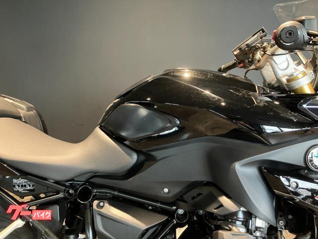 BMW R1250RS ボクサーエンジン タイヤ前後新品交換 純正