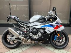 ＢＭＷ　Ｓ１０００ＲＲ　Ｍ鍛造ホイール　Ｍブレーキキャリパー　Ｍライダーフットレストシステム　Ｍスポーツシート　グリップヒーター