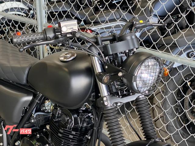 MUTT サバス250 ストリートスクランブラースタイル MUTT サバス250 ストリートスクランブラースタイル