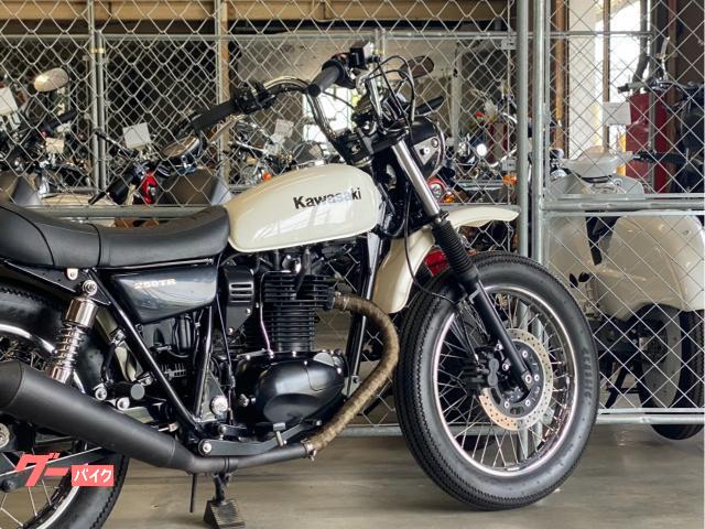 Kawasaki 250TR ホワイト タンク Kawasaki 250TR純正 ホワイトタンク Kawasaki ESTRELLA&250TR大全・4