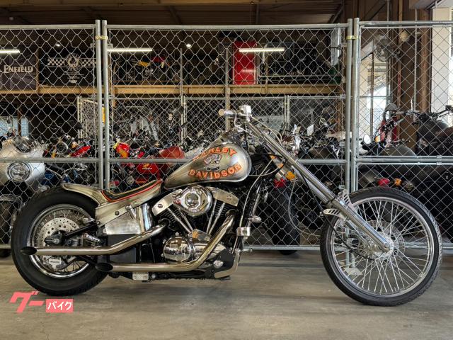 バルカン４００ドリフター　ハーレーダビットソン＆マルボロマン仕様　水冷Ｖ型２気筒エンジン　Ｎ１９９Ｂ