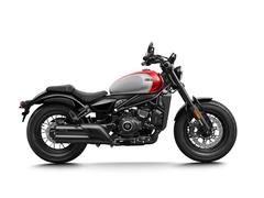 ＣＦＭＯＴＯ　４５０ＣＬ−Ｃ　ボルドーレッド　水冷ＤＯＨＣツインエンジン