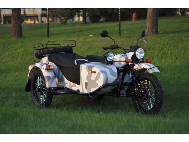 ＵＲＡＬ ギアアップ ２ＷＤ スタンダードモデル スリートーン 白系