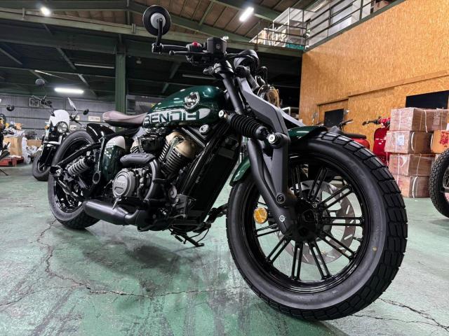 BENDA ナポレオンボブ250 BENDA TFTディスプレイ