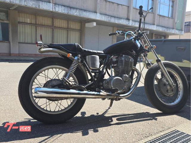 ヤマハ SR400 カスタム 1JR｜BASE｜新車・中古バイクなら