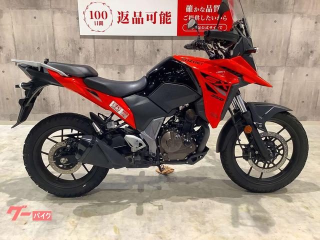 Ｖ−ストローム２５０　２０２３年モデル　ヘルメットホルダー　ナックルガード装備