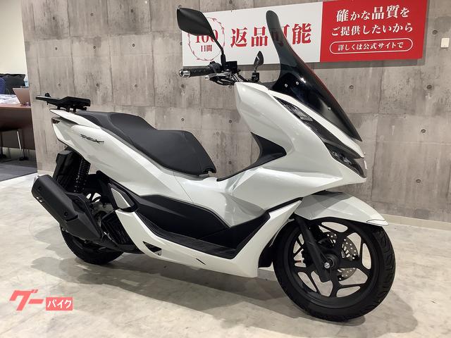ホンダ PCX 2021年モデル ロングスクリーン GIVI製リア ホンダ PCX 2021年モデル ロングスクリーン GIVI製リア