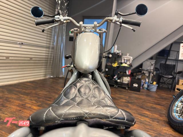ヤマハ SR400 製作車両 ボバーカスタム かち上げトランペット