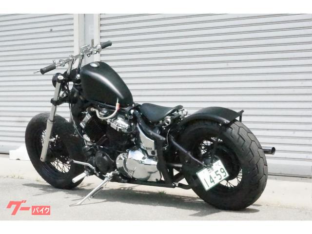 ドラッグスター４００クラシック　ボバー　カスタム　スポーツスタータンク　フラットフェンダー　ＳＵエアクリーナー　メーター移設
