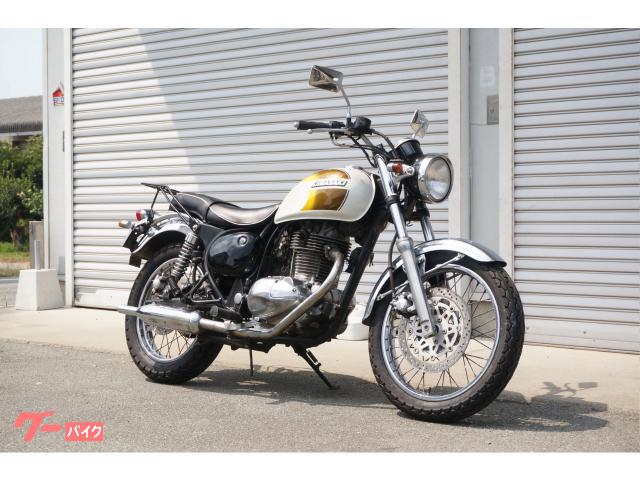 エストレヤＲＳ　単気筒　キャプトンマフラー　スポークホイール　カスタムペイント　前後ディスクブレーキ　メッキフェンダー