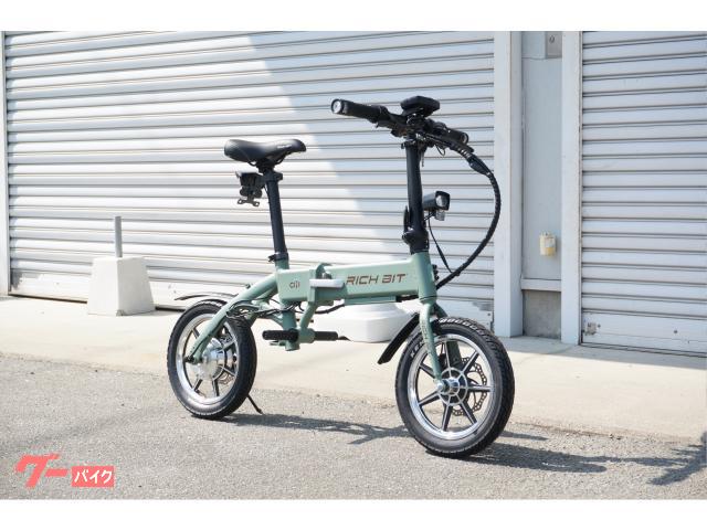 ＣＩＴＹ　家庭用１００Ｖ充電器付属　１００％電気出力　特定小型原付　折りたたみ