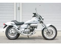 ホンダ　ＭＡＧＮＡ　ＦＩＦＴＹ　マグナ５０　　原付　４速クラッチ付きマニュアル　セル付き　フロントフォークＯＨ済　アメリカンバイク