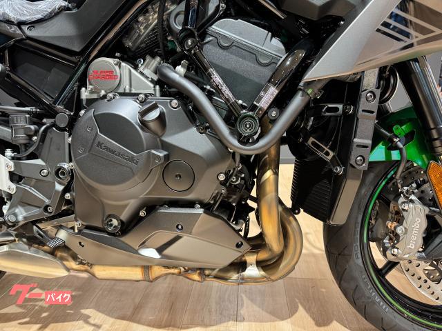 カワサキ Z H2 2025年モデル クルコン クイックシフター