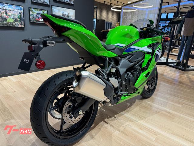 ぴ　即購入可　 カワサキ Ninja ZX－25RR 2026年モデル 保証3年