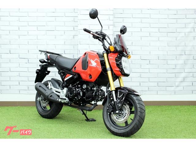 グロム　２０２３年　　５速ＭＴ・ロングストロークモデル　バイザー・リアキャリア付
