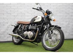 ＴＲＩＵＭＰＨ　ボンネビルＴ１００　　ハンドルライザー・社外シート付