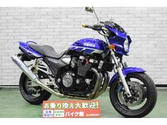 ヤマハ　ＸＪＲ１３００　２０００年モデル　ＯＶＥＲフルエキマフラー　ＦＥＥＦＸハンドル　ＣＯＺＹＳＥＡＴ　ビキニカウル