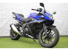スズキ　ＧＳＸ２５０Ｒ　リアキャリア・シガーソケット付き