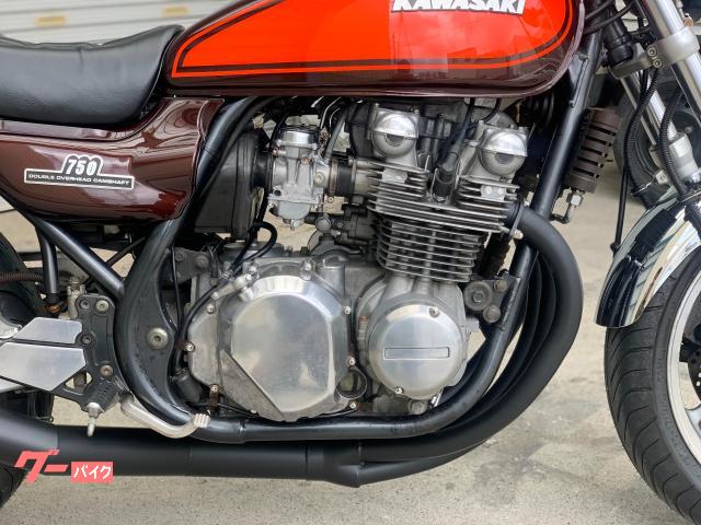 カワサキ ZEPHYR750 Z2仕様 火の玉カラー 新品外装