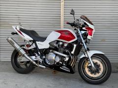 ホンダ　ＣＢ１３００ＳＵＰＥＲ　ＦＯＵＲ　バックステップ　社外マフラー　ブレンボマスターシリンダー　その他カスタム多数　ＳＣ５４