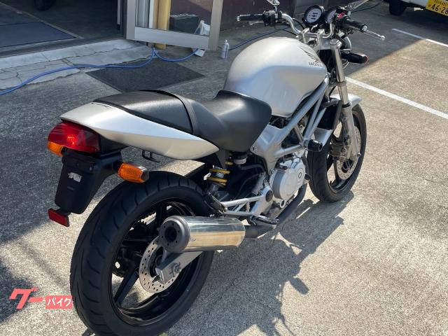 ホンダ VTR250 キャブ車 水冷2気筒 Vツインエンジン mc33