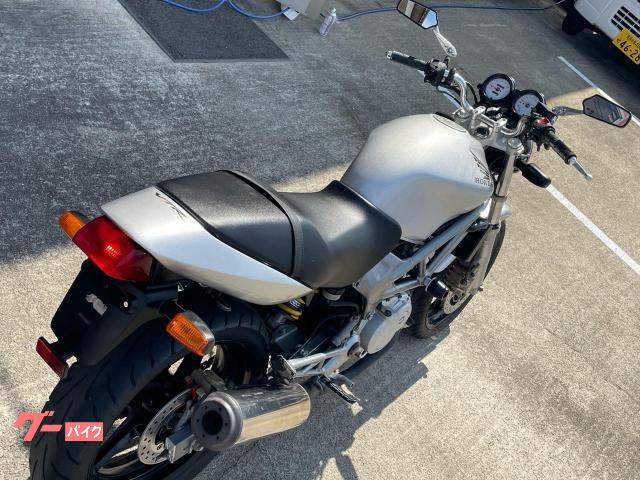 ホンダ VTR250 キャブ車 水冷2気筒 Vツインエンジン mc33