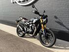 スクランブラー400X 登録済未使用車