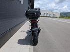 スクランブラー400X 純正スクリーンスクリーン トップボックス装備