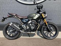 ＴＲＩＵＭＰＨ　スクランブラー４００Ｘ　ＥＴＣ２．０　ハイフロントフェンダー　上下エンジンガード