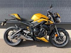 ＴＲＩＵＭＰＨ　ストリートトリプルＲＳ　オーリンズ　Ｂｒｅｍｂｏ　フライスクリーン　純正スライダー　アームガード