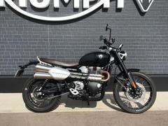 ＴＲＩＵＭＰＨ　スクランブラー１２００Ｘ