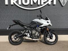 ＴＲＩＵＭＰＨ　タイガースポーツ６６０　新車